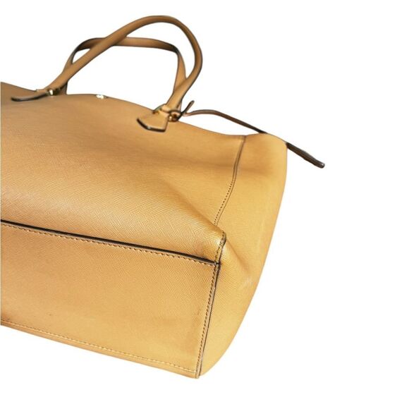 Tory Burch Robinson Leather Tote in Cardamom - Picture 10 of 12